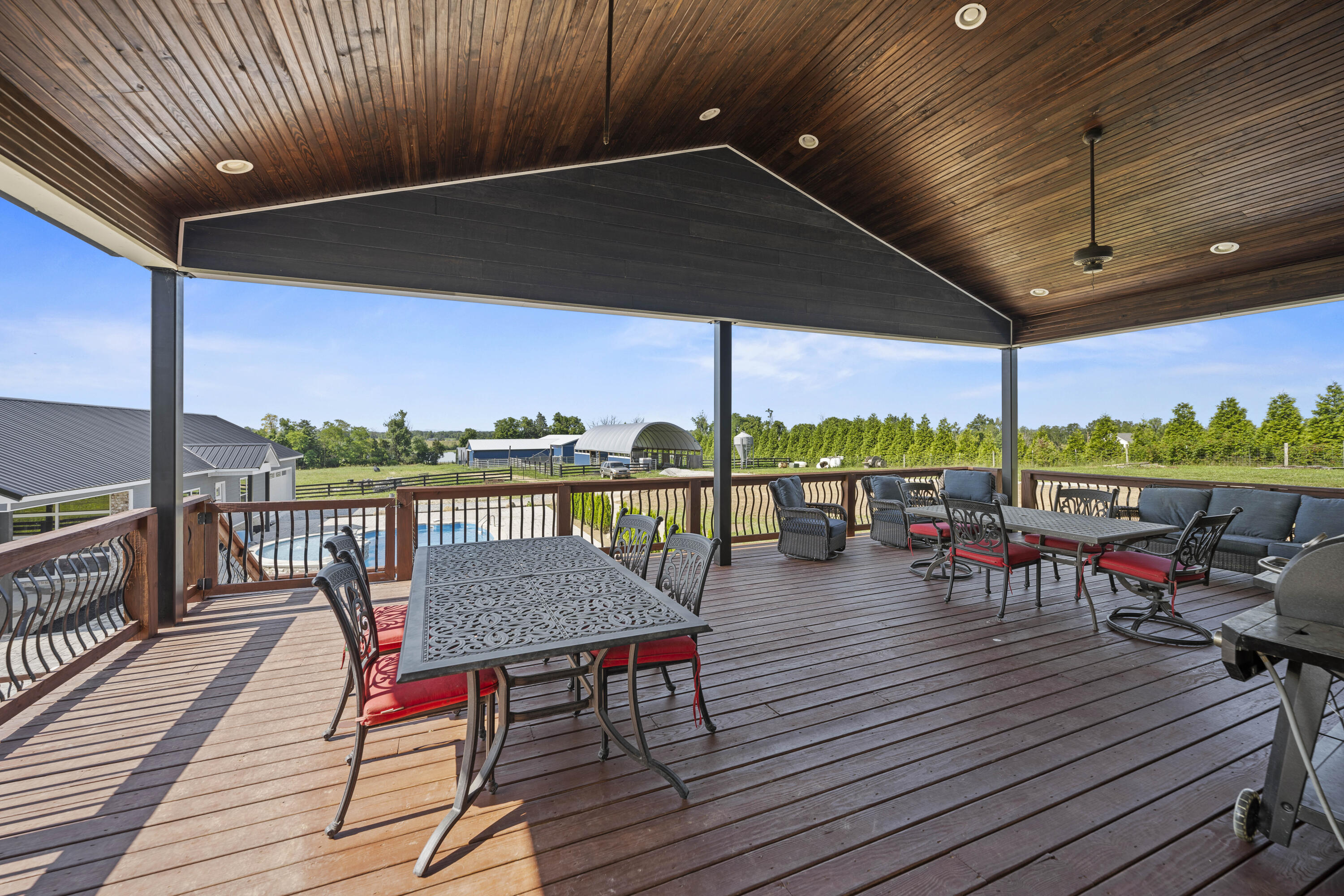 Richmond, Kentucky 40475, United States, 4 Bedrooms Bedrooms, ,4 BathroomsBathrooms,Residential,Active,158370