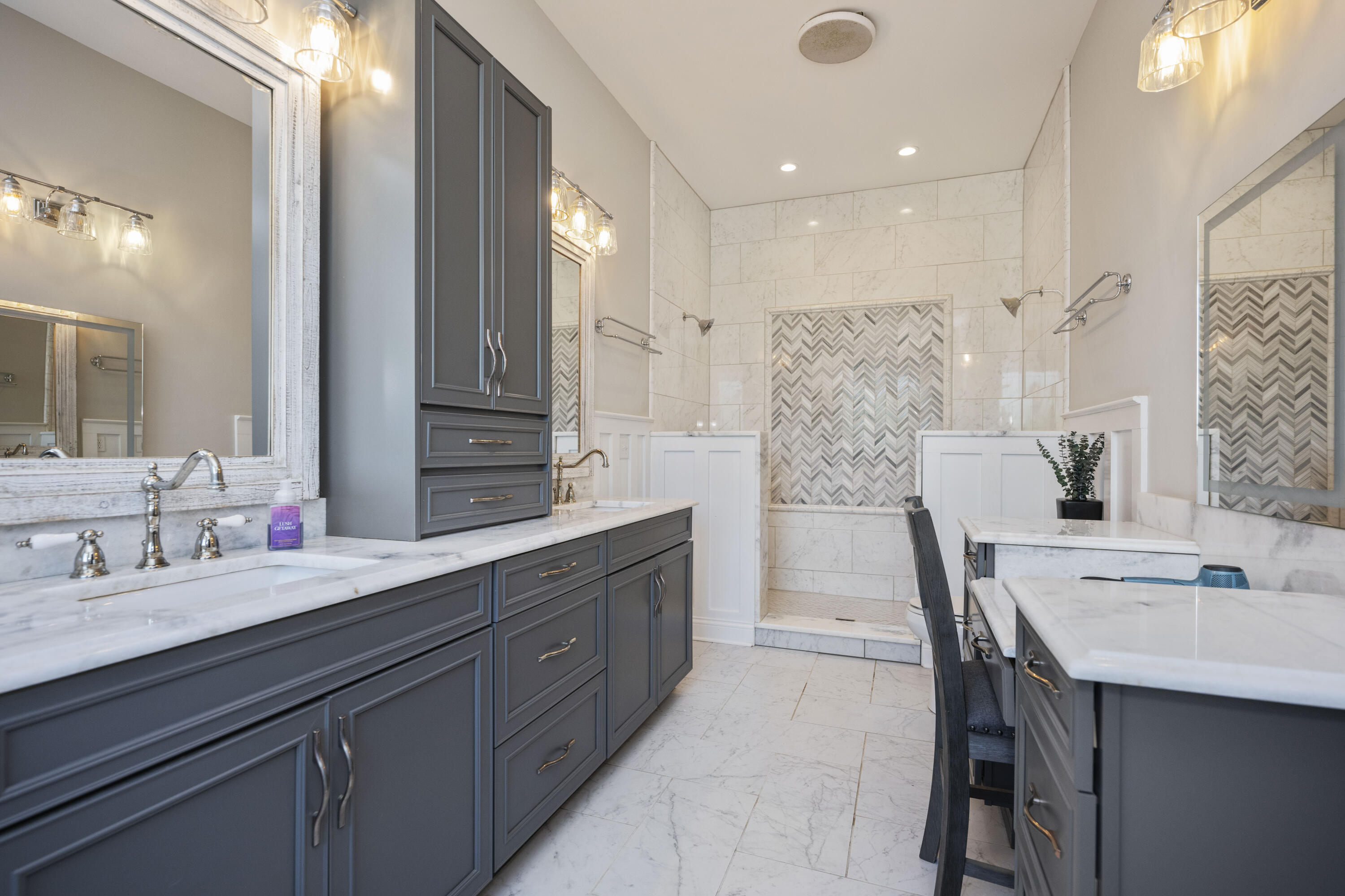 Richmond, Kentucky 40475, United States, 4 Bedrooms Bedrooms, ,4 BathroomsBathrooms,Residential,Active,158370