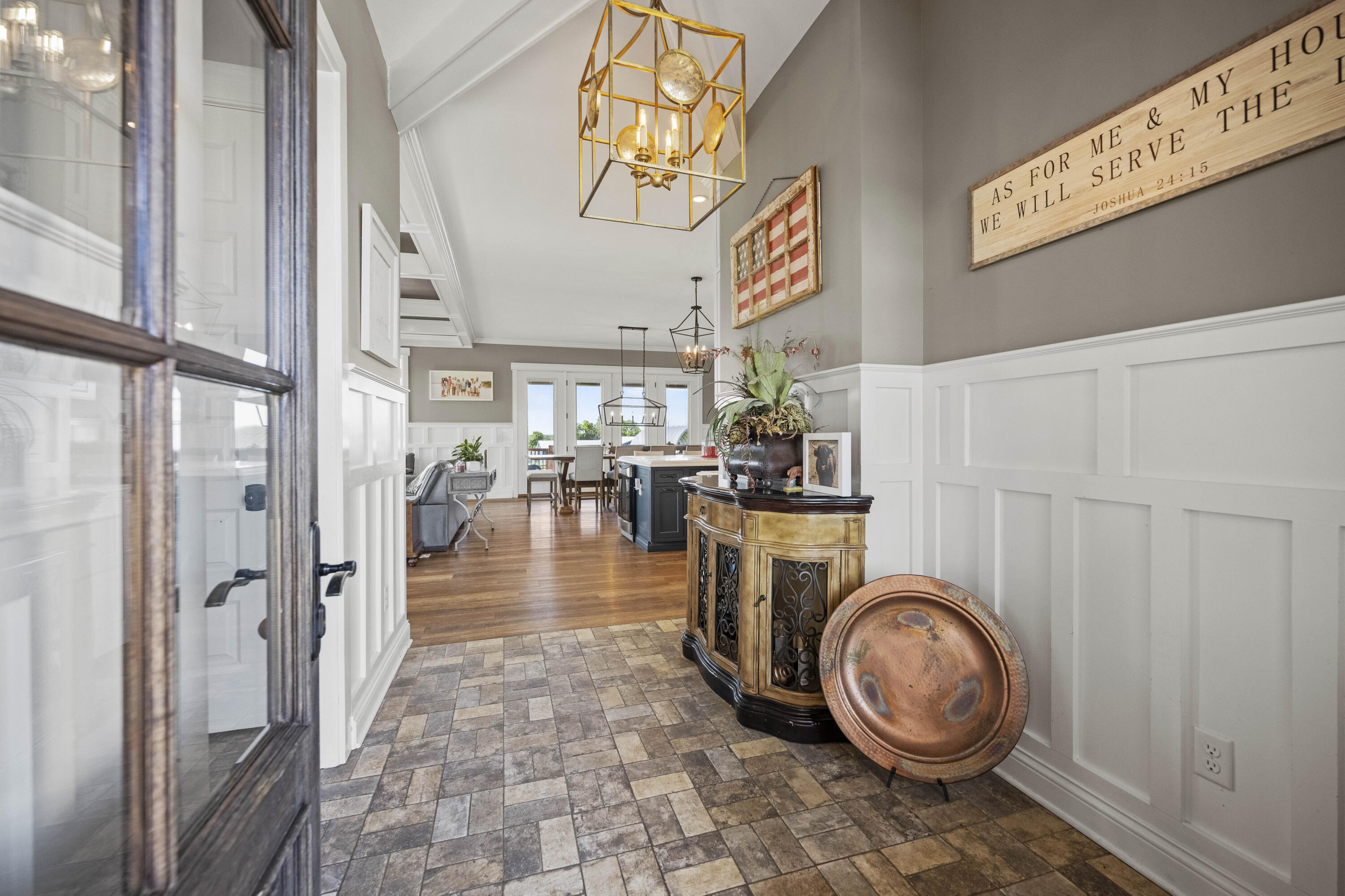 Richmond, Kentucky 40475, United States, 4 Bedrooms Bedrooms, ,4 BathroomsBathrooms,Residential,Active,158370