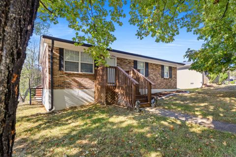 Photo of 1316 Jannelle Court, Lexington, KY 40517 (MLS # 25501753)