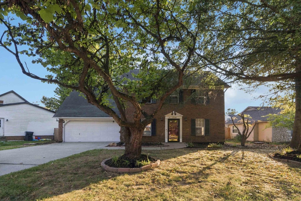 Photo of 1708 Houndstooth Glen, Lexington, KY 40515 (MLS # 26025780)