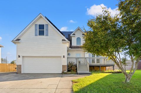 Photo of 130 Hibiscus Lane, Winchester, KY 40391 (MLS # 25503544)