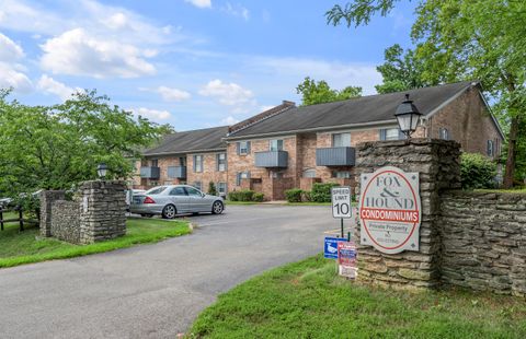 Photo of 1064 Armstrong Mill Road C #C, Lexington, KY 40517 (MLS # 25016811)