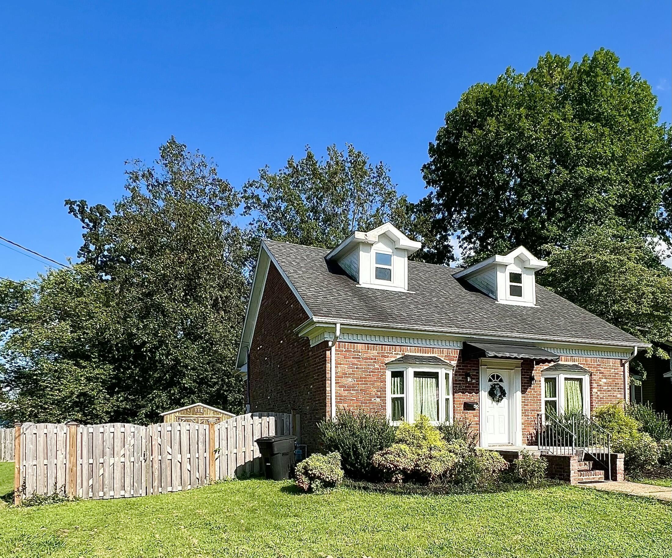 516 S 3rd Street - Photo 3