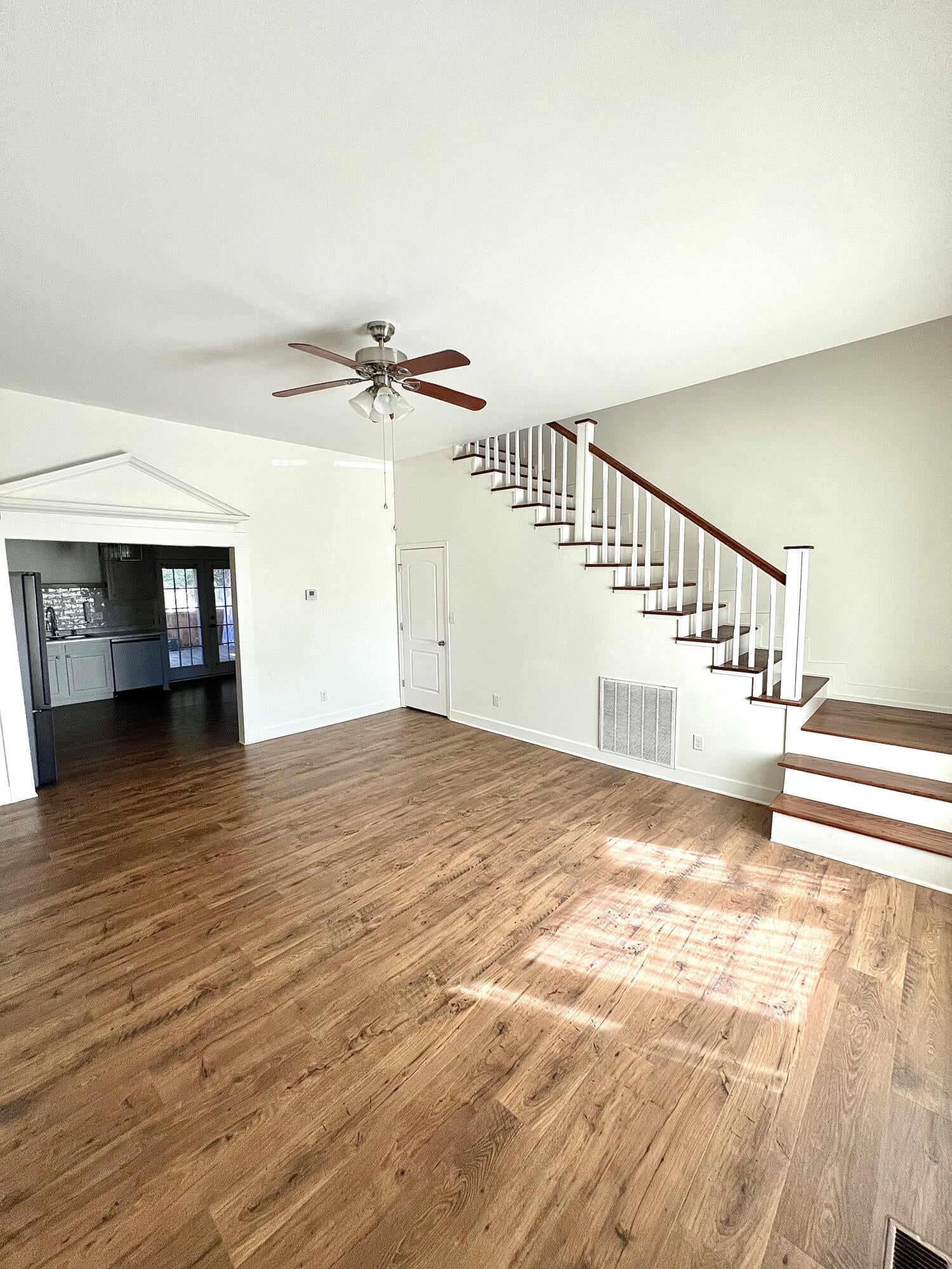 516 S 3rd Street - Photo 4