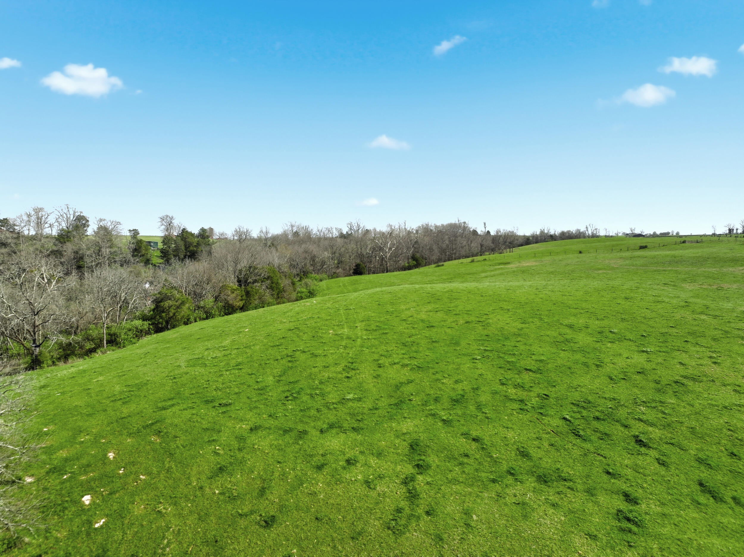 Harrodsburg, Kentucky, 40330, United States, 4 Bedrooms Bedrooms, ,3 BathroomsBathrooms,Residential,Active,2032943