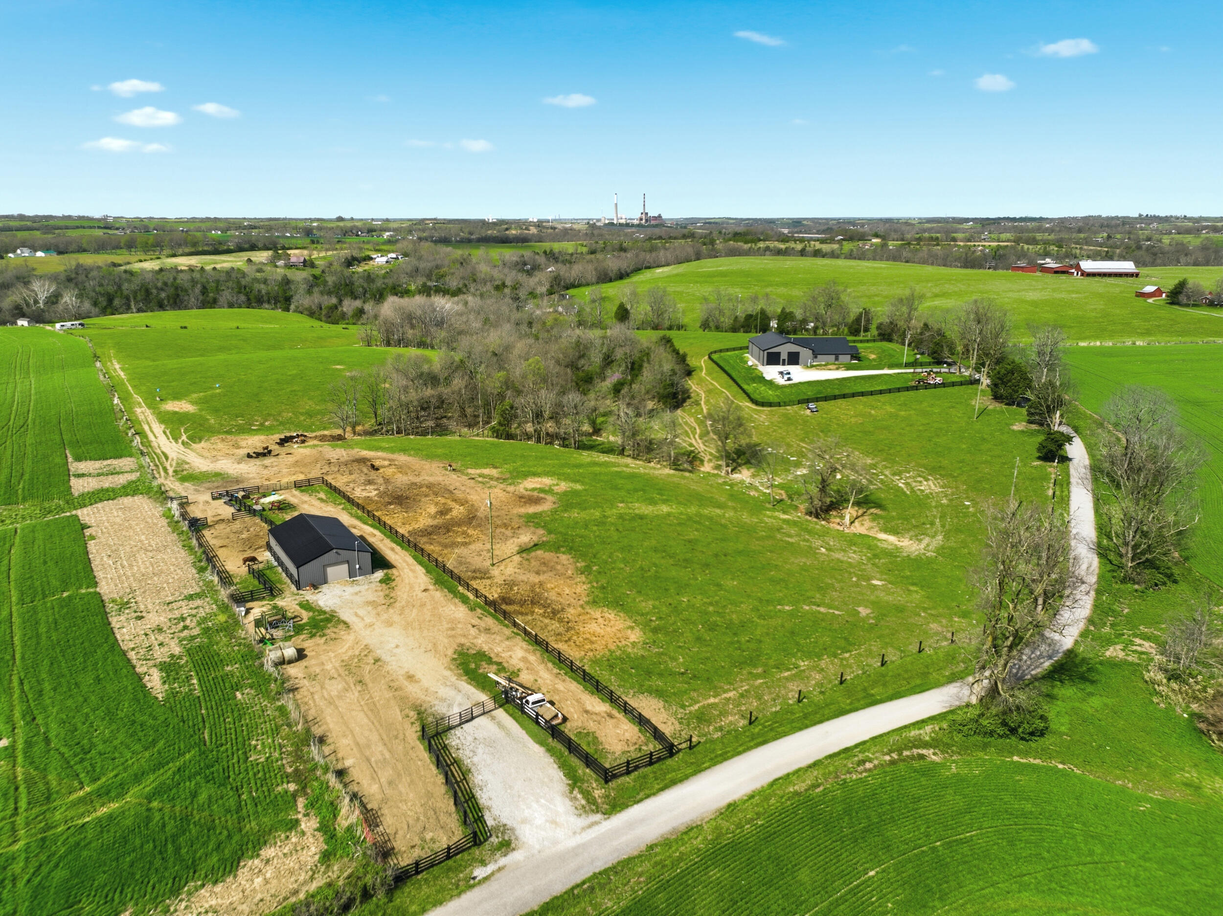 Harrodsburg, Kentucky, 40330, United States, 4 Bedrooms Bedrooms, ,3 BathroomsBathrooms,Residential,Active,2032943