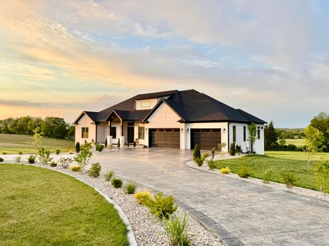 Property photo of 104 Appaloosa Trail, Wilmore, KY 40390