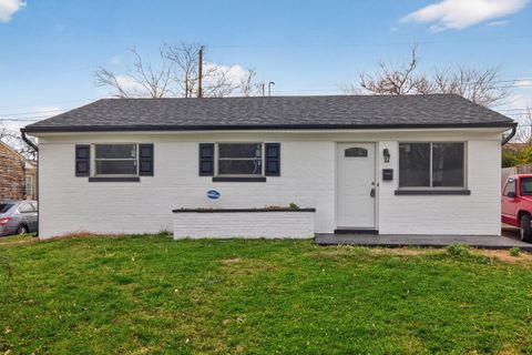 Photo of 941 De Porres Avenue, Lexington, KY 40511 (MLS # 25507068)