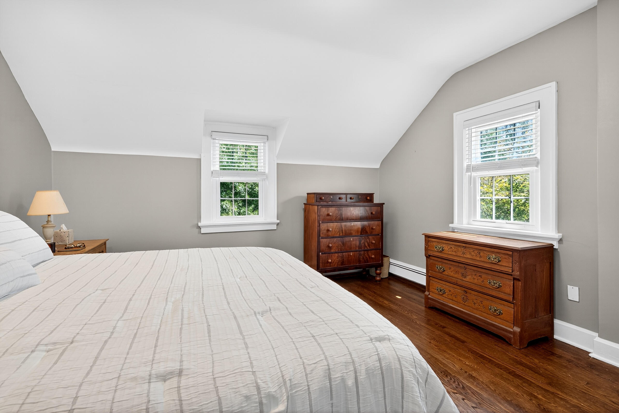 Berea, Kentucky 40403, United States, 4 Bedrooms Bedrooms, ,4 BathroomsBathrooms,Residential,Active,195762