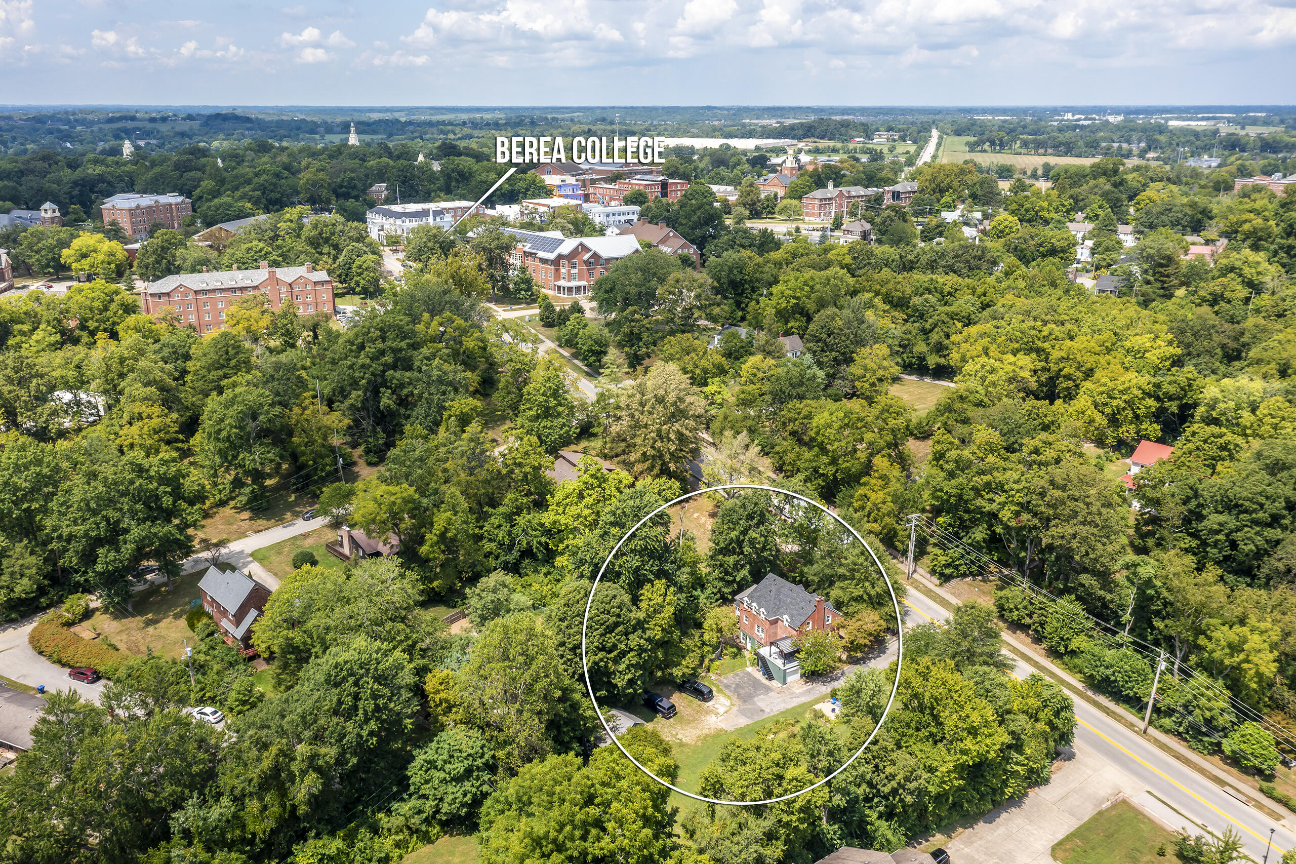 Berea, Kentucky 40403, United States, 4 Bedrooms Bedrooms, ,4 BathroomsBathrooms,Residential,Active,195762