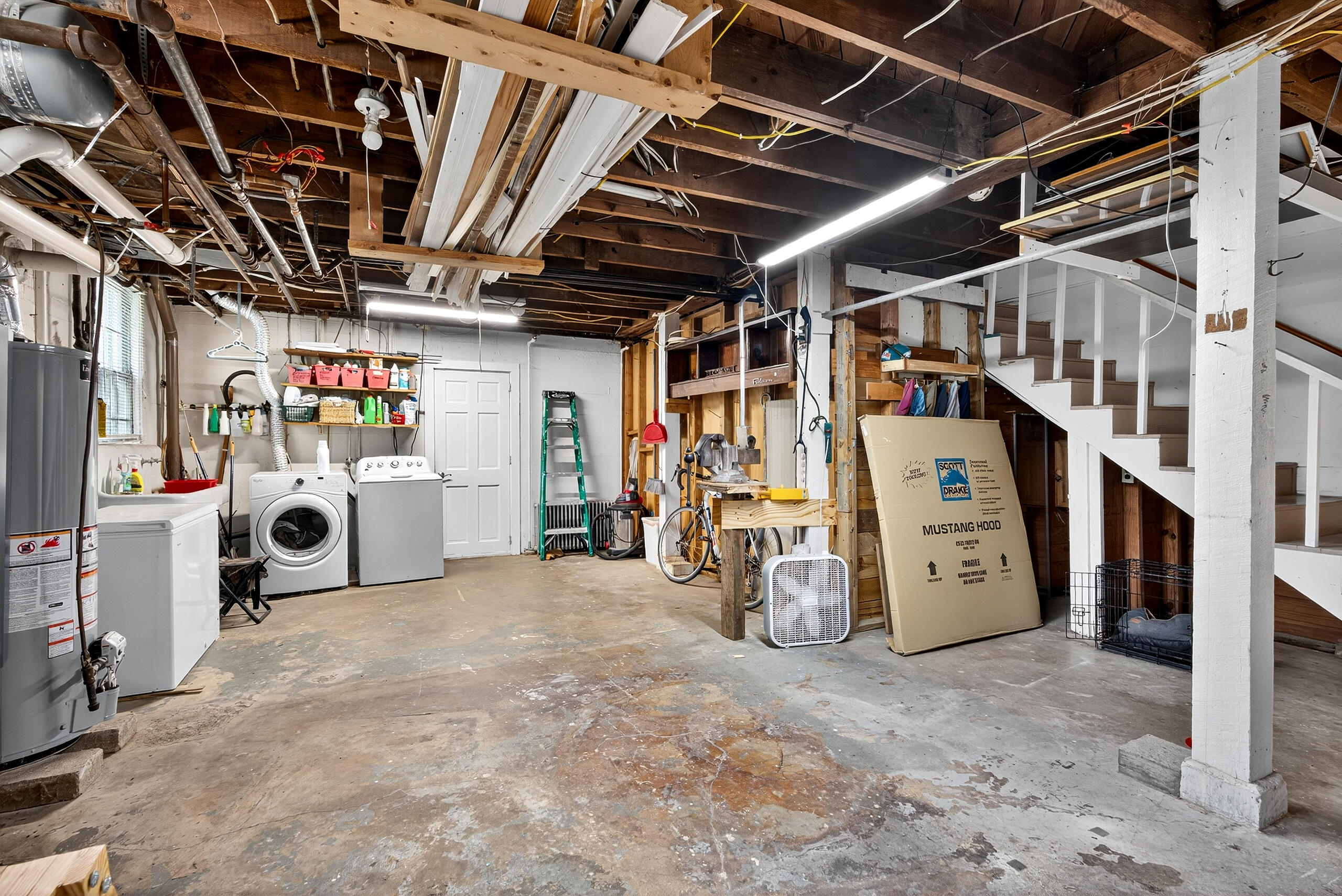 Berea, Kentucky 40403, United States, 4 Bedrooms Bedrooms, ,4 BathroomsBathrooms,Residential,Active,195762