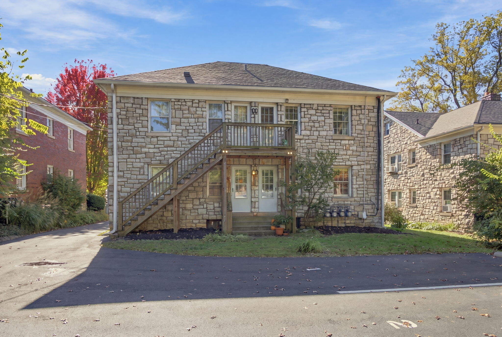 1409 Fontaine Road
