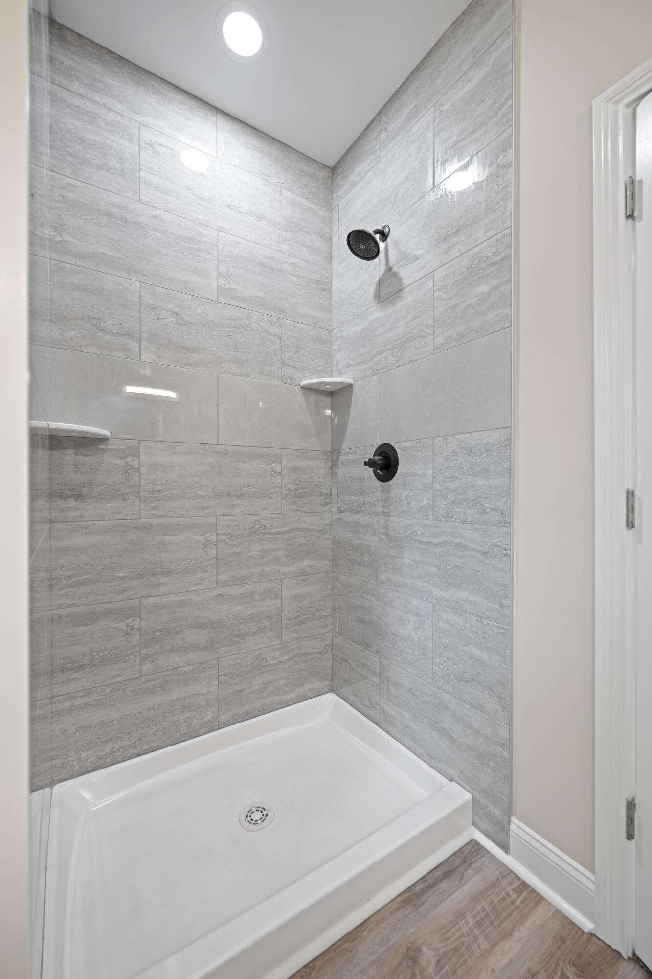 Richmond, Kentucky 40475, United States, 3 Bedrooms Bedrooms, ,2 BathroomsBathrooms,Residential,Active,163675