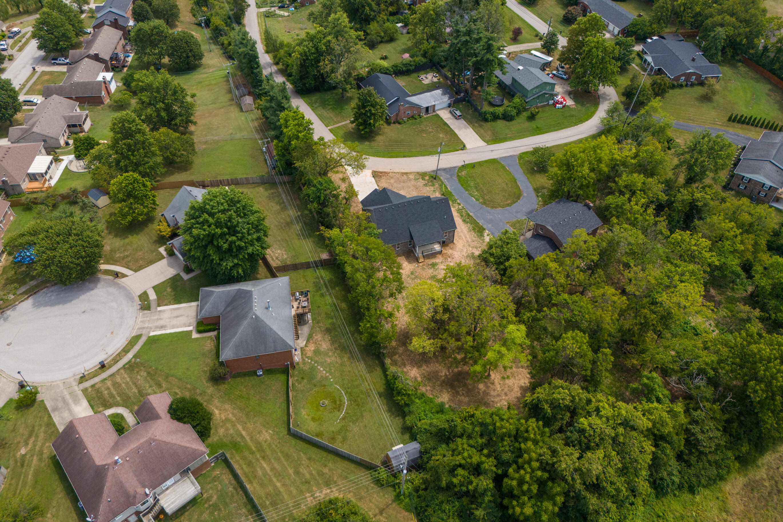 Richmond, Kentucky 40475, United States, 3 Bedrooms Bedrooms, ,2 BathroomsBathrooms,Residential,Active,163675