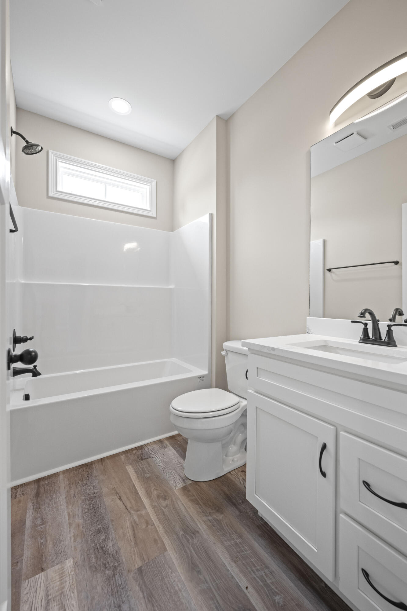 Richmond, Kentucky 40475, United States, 3 Bedrooms Bedrooms, ,2 BathroomsBathrooms,Residential,Active,163675