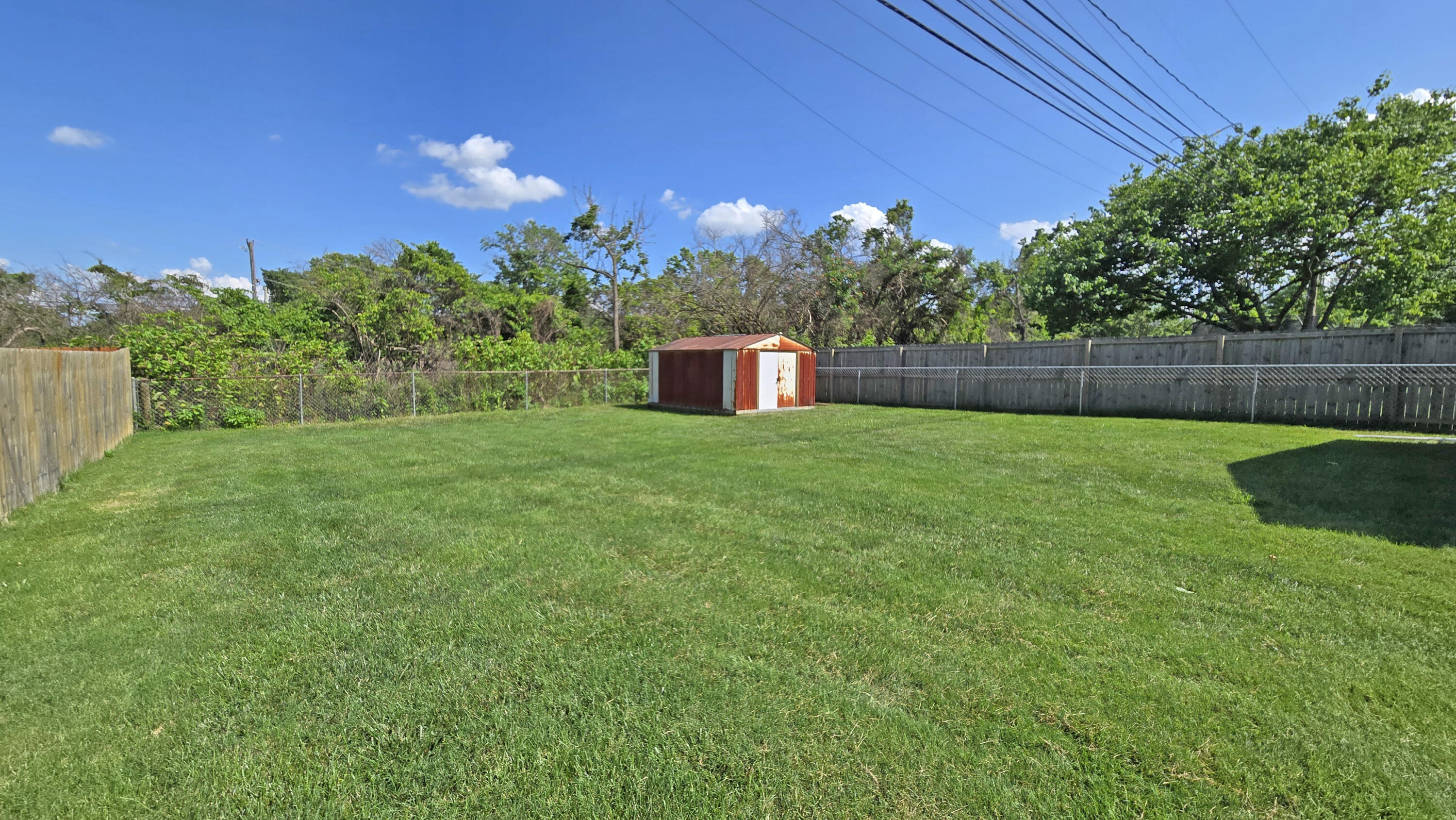 Lexington, Kentucky 40503, United States, 4 Bedrooms Bedrooms, ,1 BathroomBathrooms,Residential,Active,158210