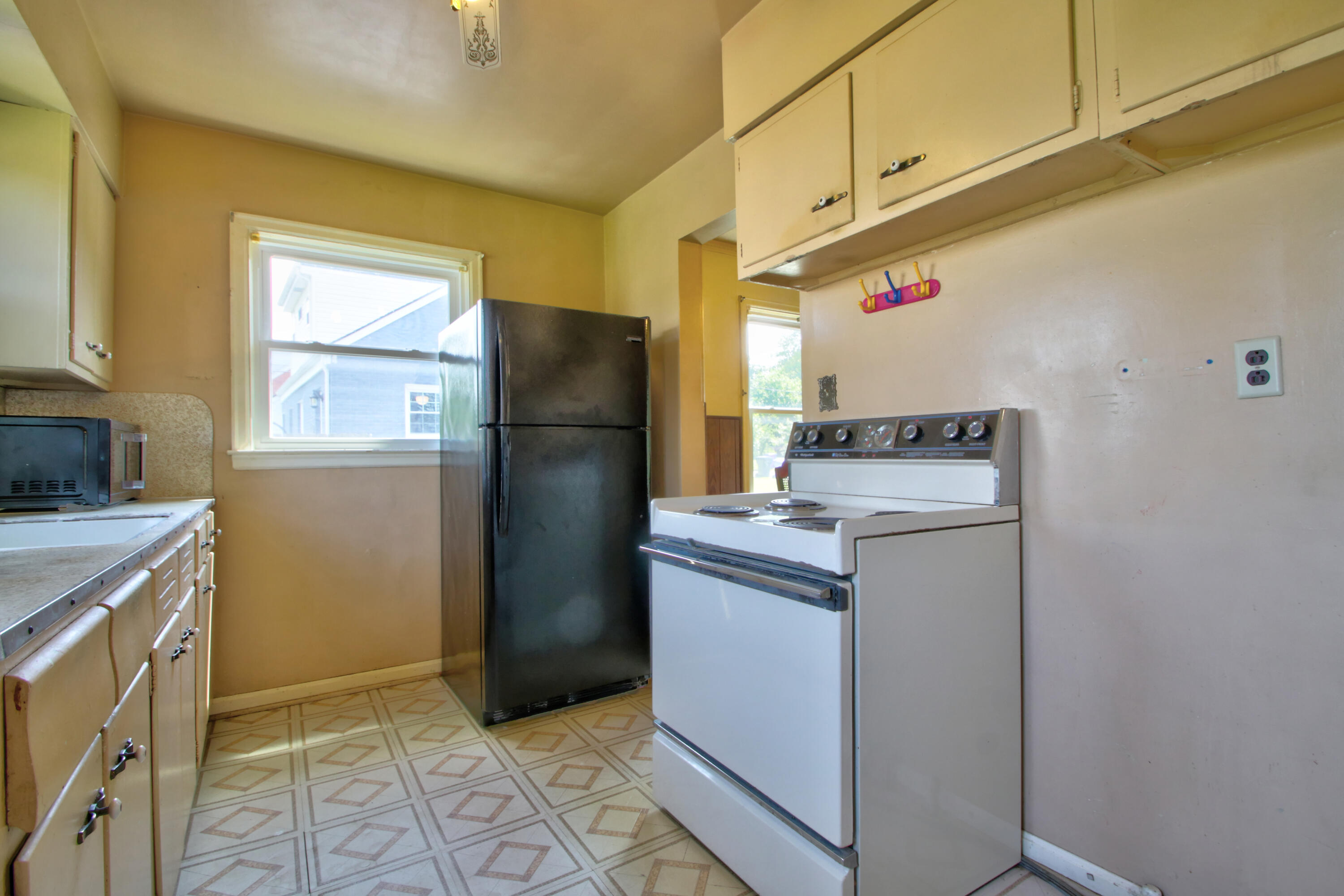 Lexington, Kentucky 40503, United States, 4 Bedrooms Bedrooms, ,1 BathroomBathrooms,Residential,Active,158210