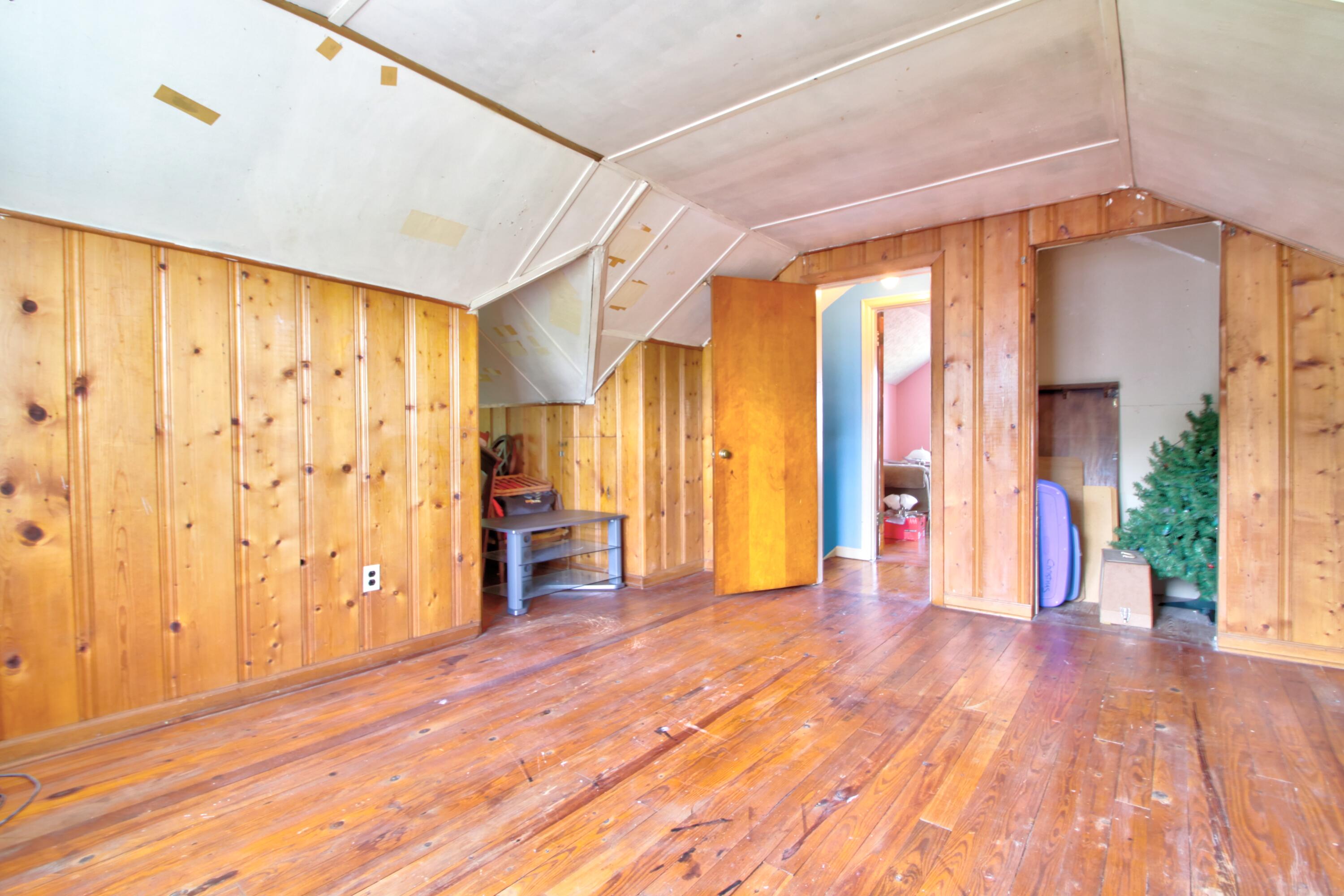 Lexington, Kentucky 40503, United States, 4 Bedrooms Bedrooms, ,1 BathroomBathrooms,Residential,Active,158210