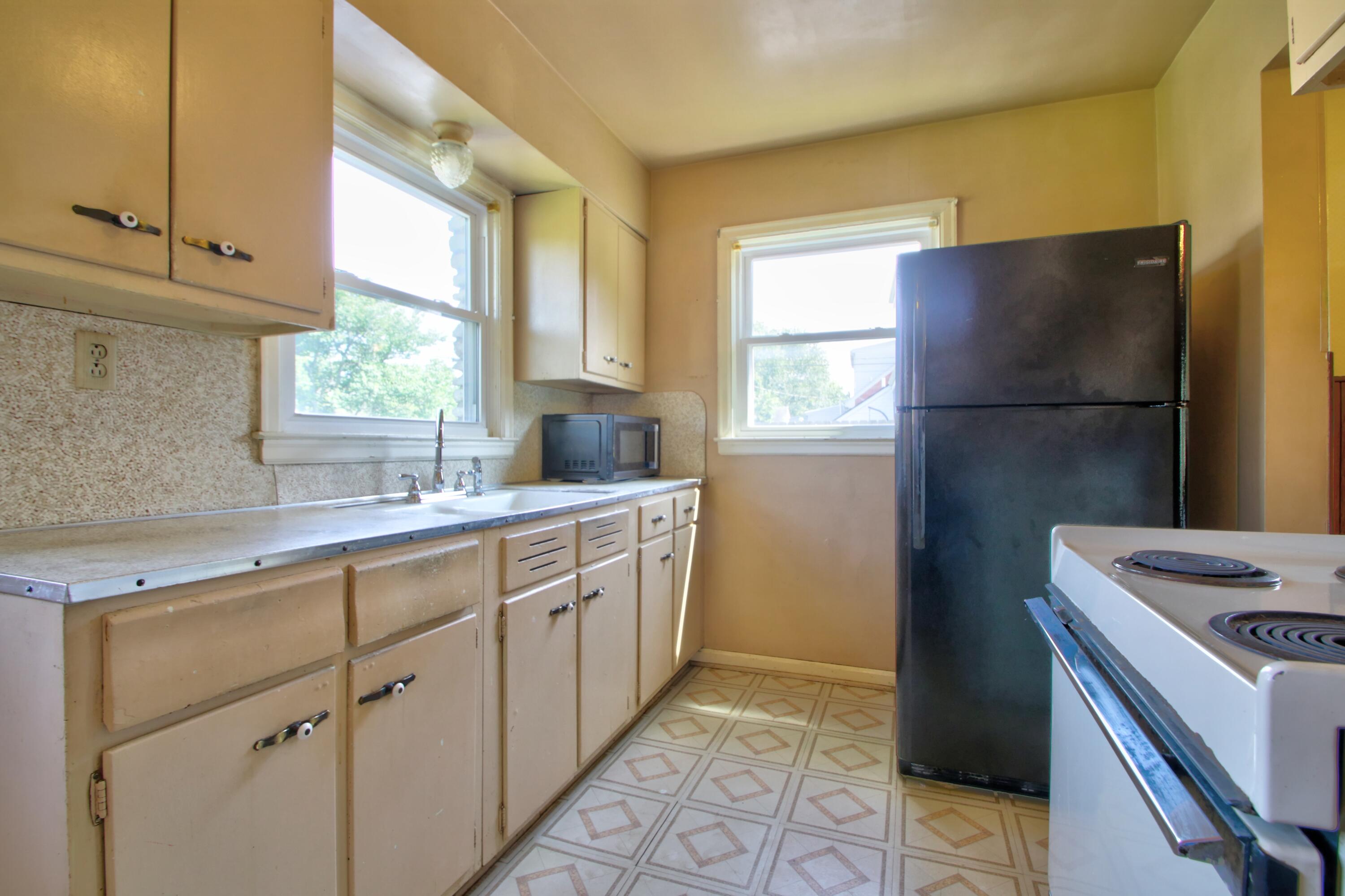 Lexington, Kentucky 40503, United States, 4 Bedrooms Bedrooms, ,1 BathroomBathrooms,Residential,Active,158210