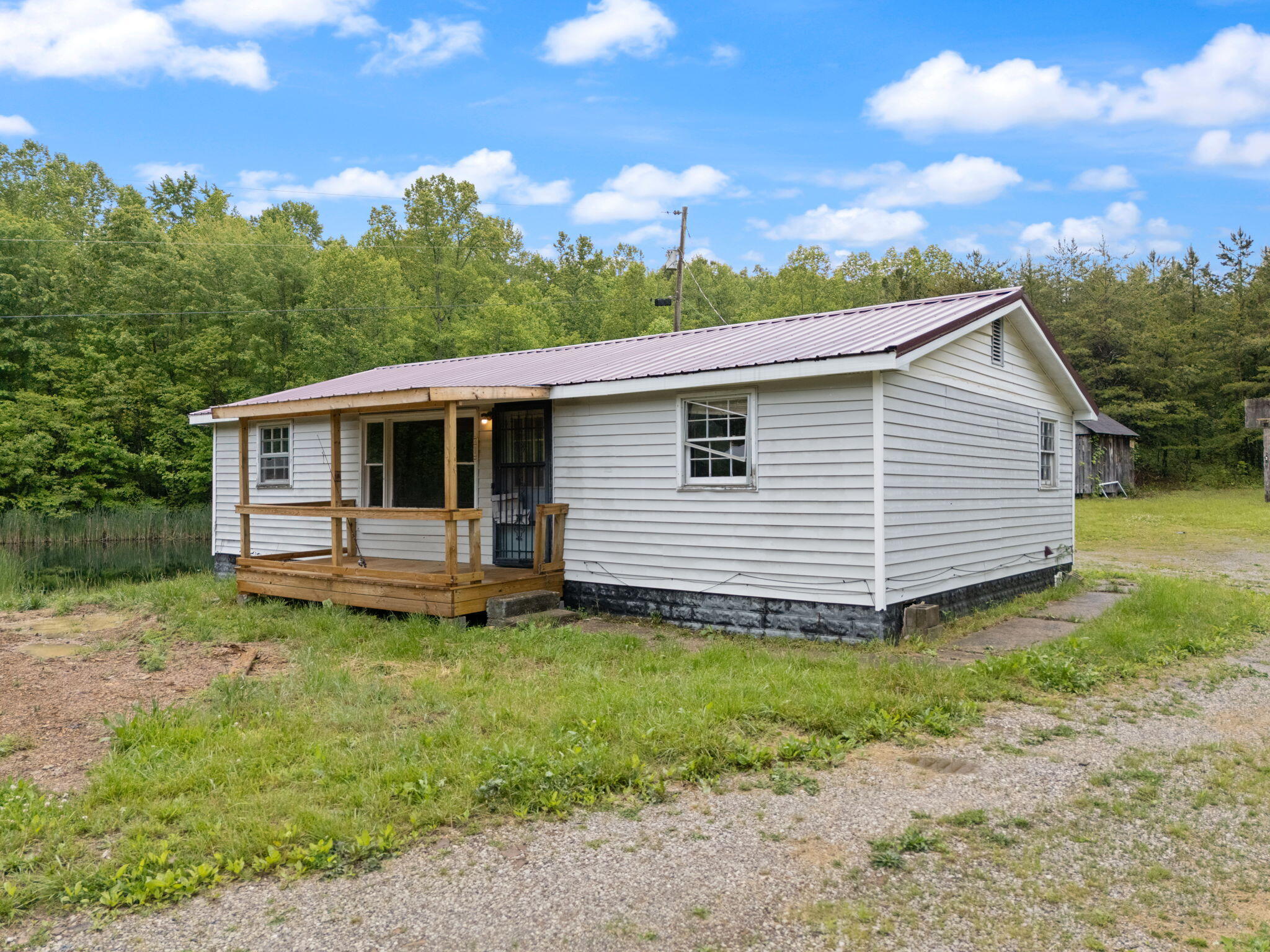 Booneville, Kentucky 41314, United States, 2 Bedrooms Bedrooms, ,1 BathroomBathrooms,Residential,Active,131207