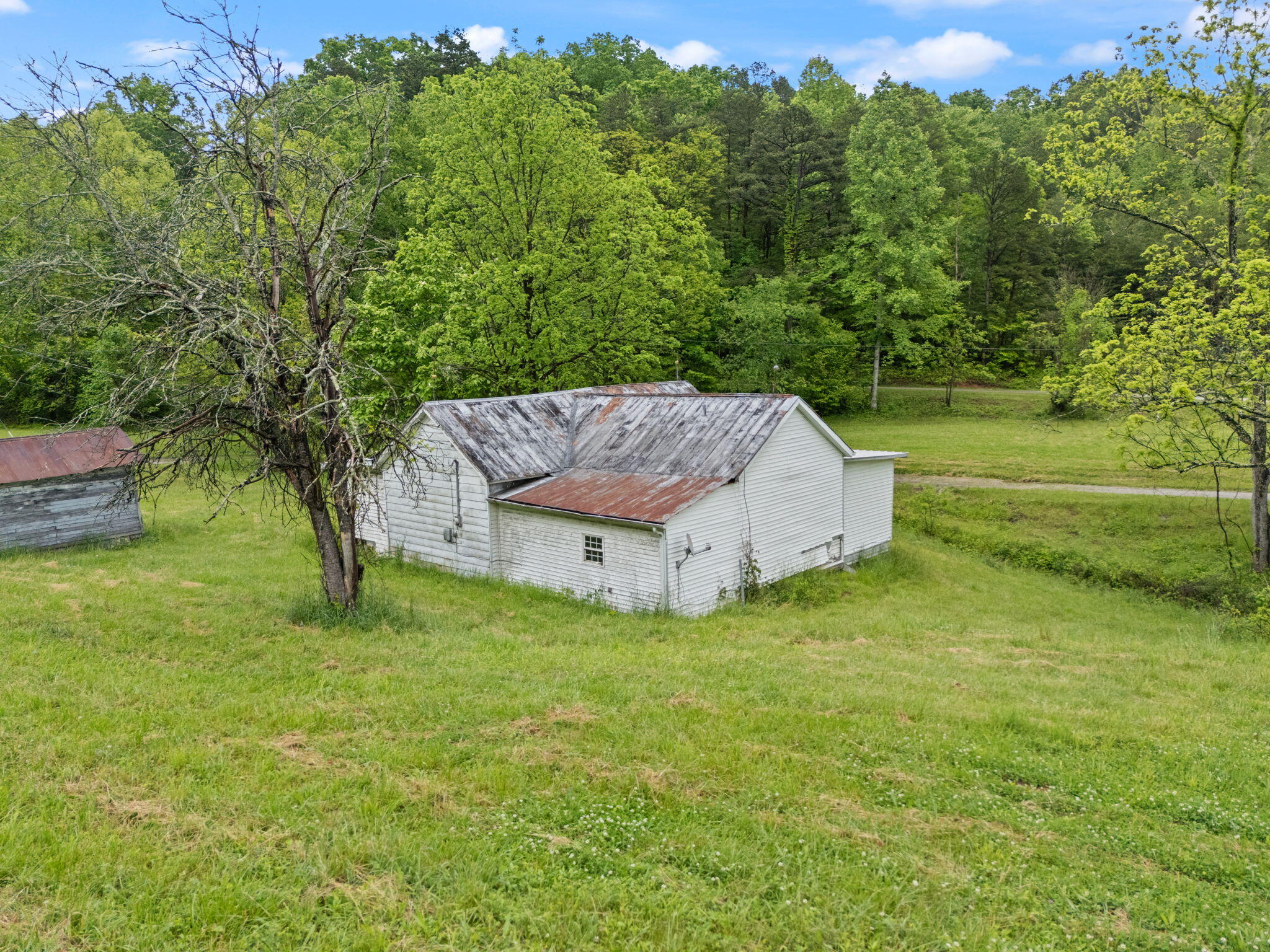 Booneville, Kentucky 41314, United States, 2 Bedrooms Bedrooms, ,1 BathroomBathrooms,Residential,Active,131207