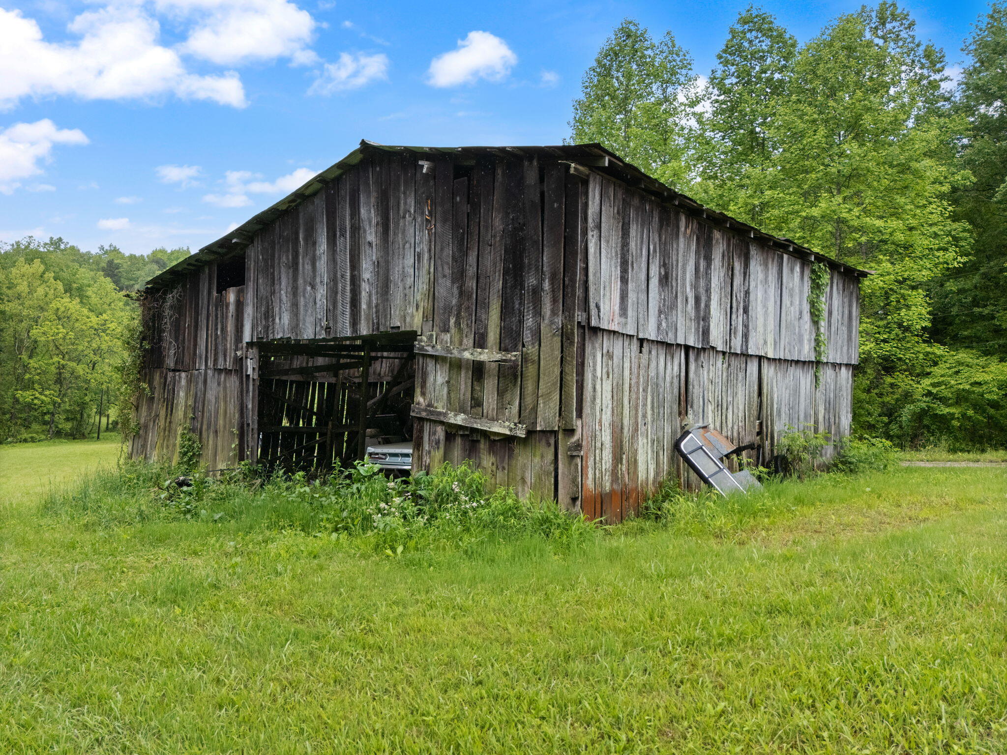 Booneville, Kentucky 41314, United States, 2 Bedrooms Bedrooms, ,1 BathroomBathrooms,Residential,Active,131207