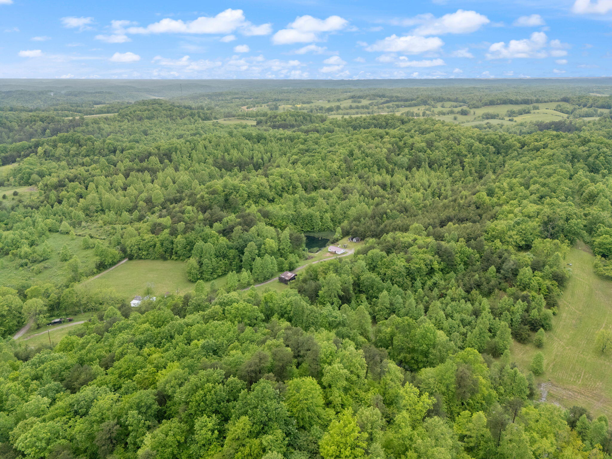 Booneville, Kentucky 41314, United States, 2 Bedrooms Bedrooms, ,1 BathroomBathrooms,Residential,Active,131207