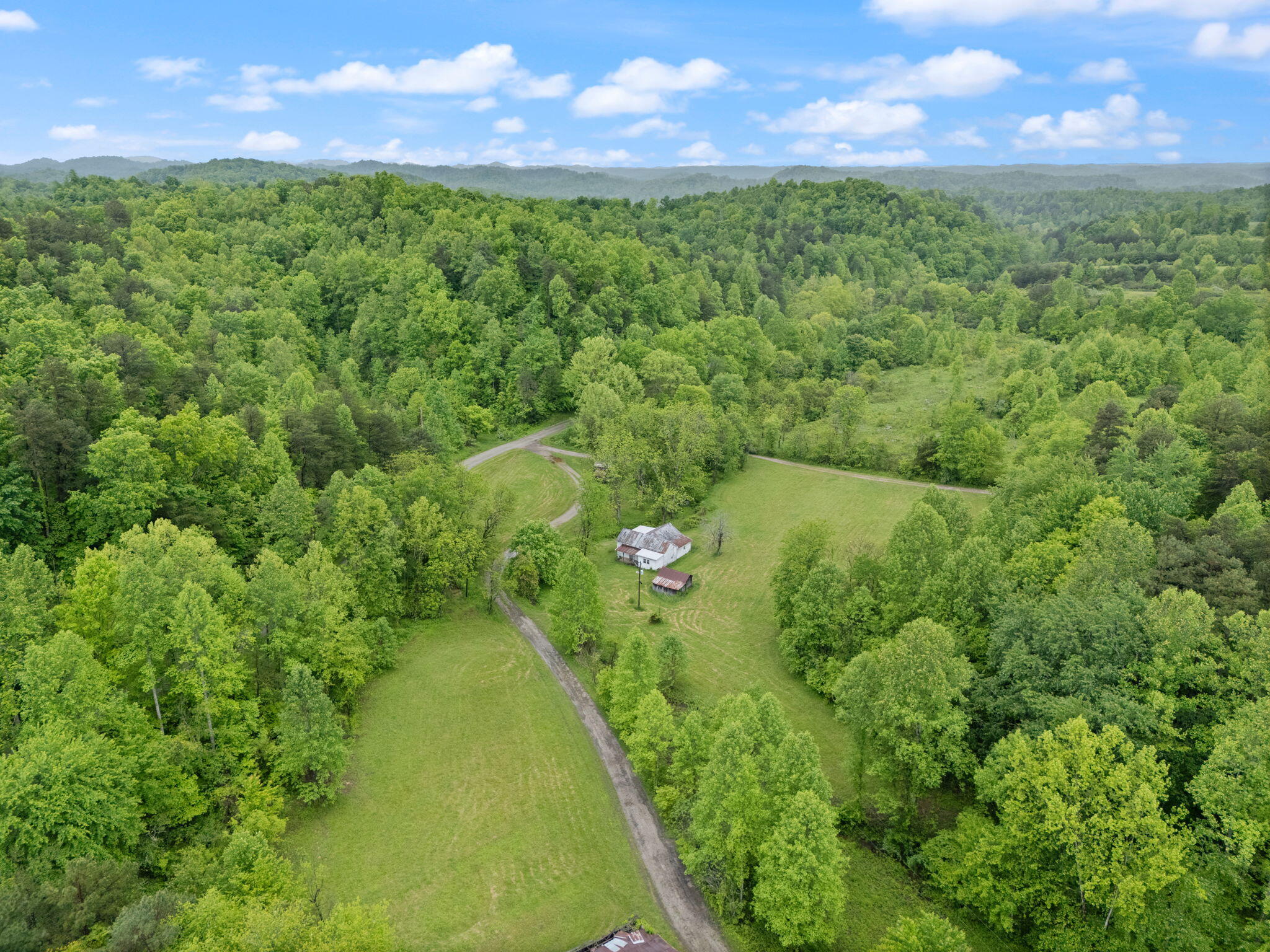 Booneville, Kentucky 41314, United States, 2 Bedrooms Bedrooms, ,1 BathroomBathrooms,Residential,Active,131207