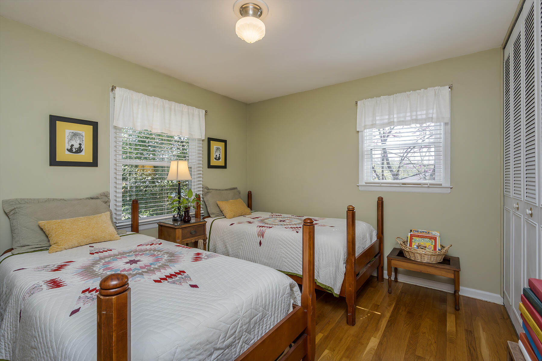 Lexington, Kentucky 40517, United States, 3 Bedrooms Bedrooms, ,2 BathroomsBathrooms,Residential,Pending,114209