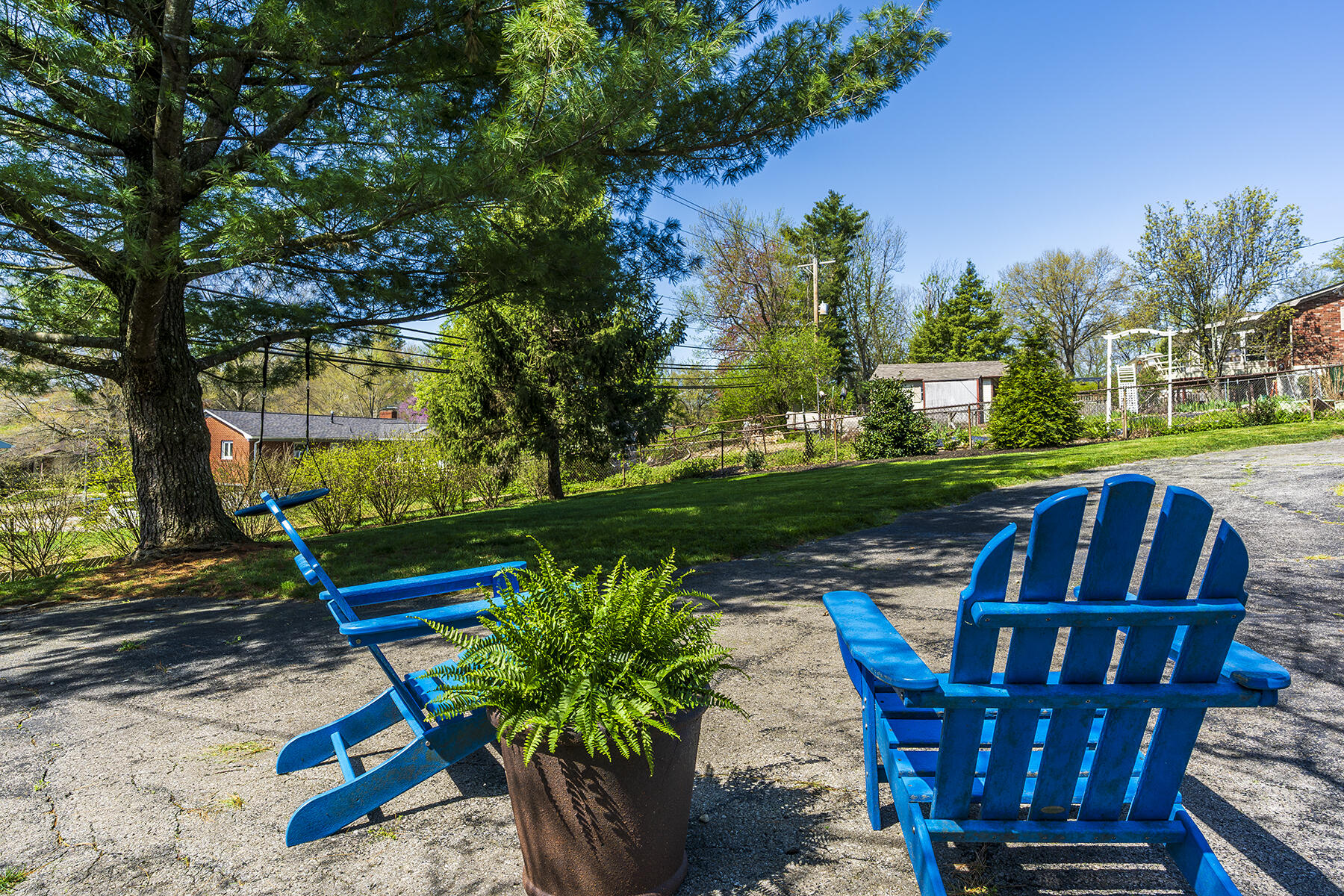 Lexington, Kentucky 40517, United States, 3 Bedrooms Bedrooms, ,2 BathroomsBathrooms,Residential,Pending,114209