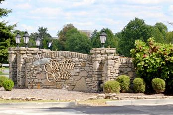 Townhouse at 1069 Watson Court