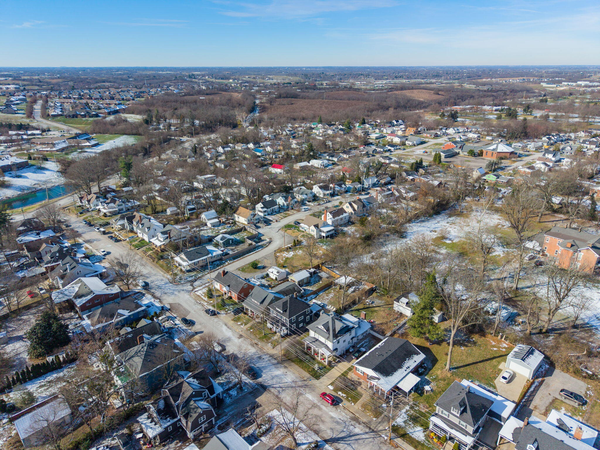 Richmond, Kentucky 40475, United States, 4 Bedrooms Bedrooms, ,2 BathroomsBathrooms,Residential,Active,256227