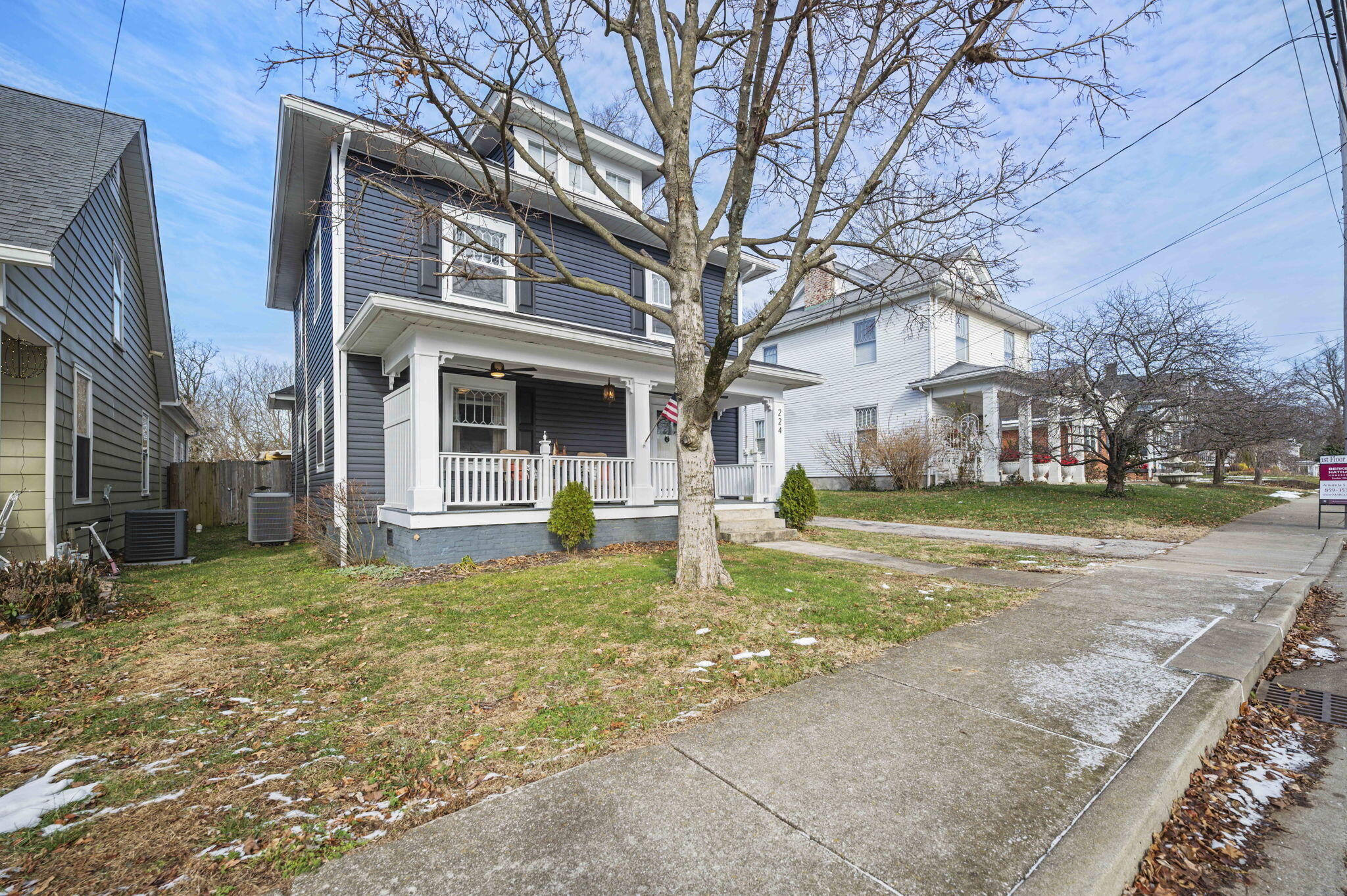 Richmond, Kentucky 40475, United States, 4 Bedrooms Bedrooms, ,2 BathroomsBathrooms,Residential,Active,256227