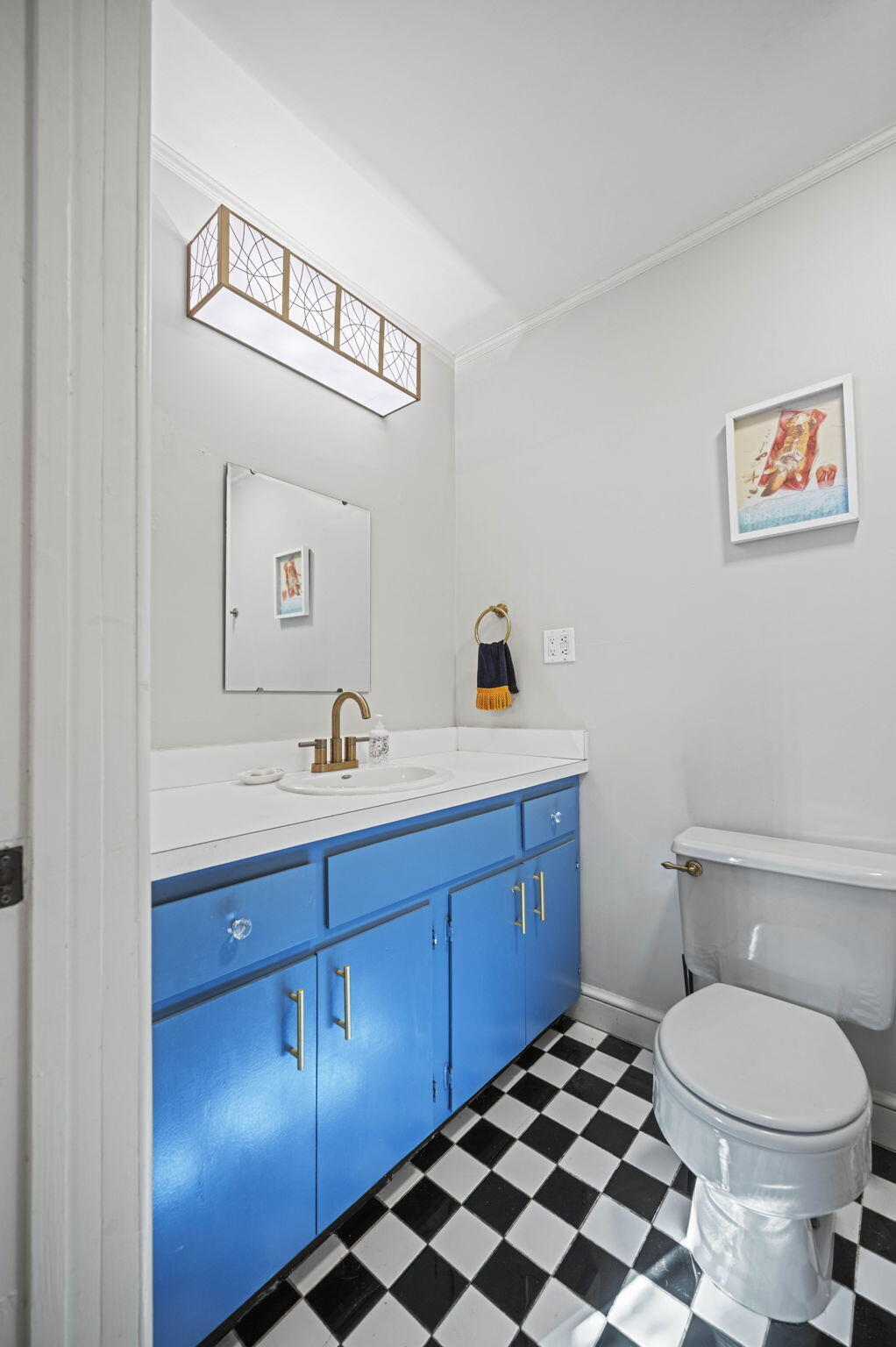 Richmond, Kentucky 40475, United States, 4 Bedrooms Bedrooms, ,2 BathroomsBathrooms,Residential,Active,256227