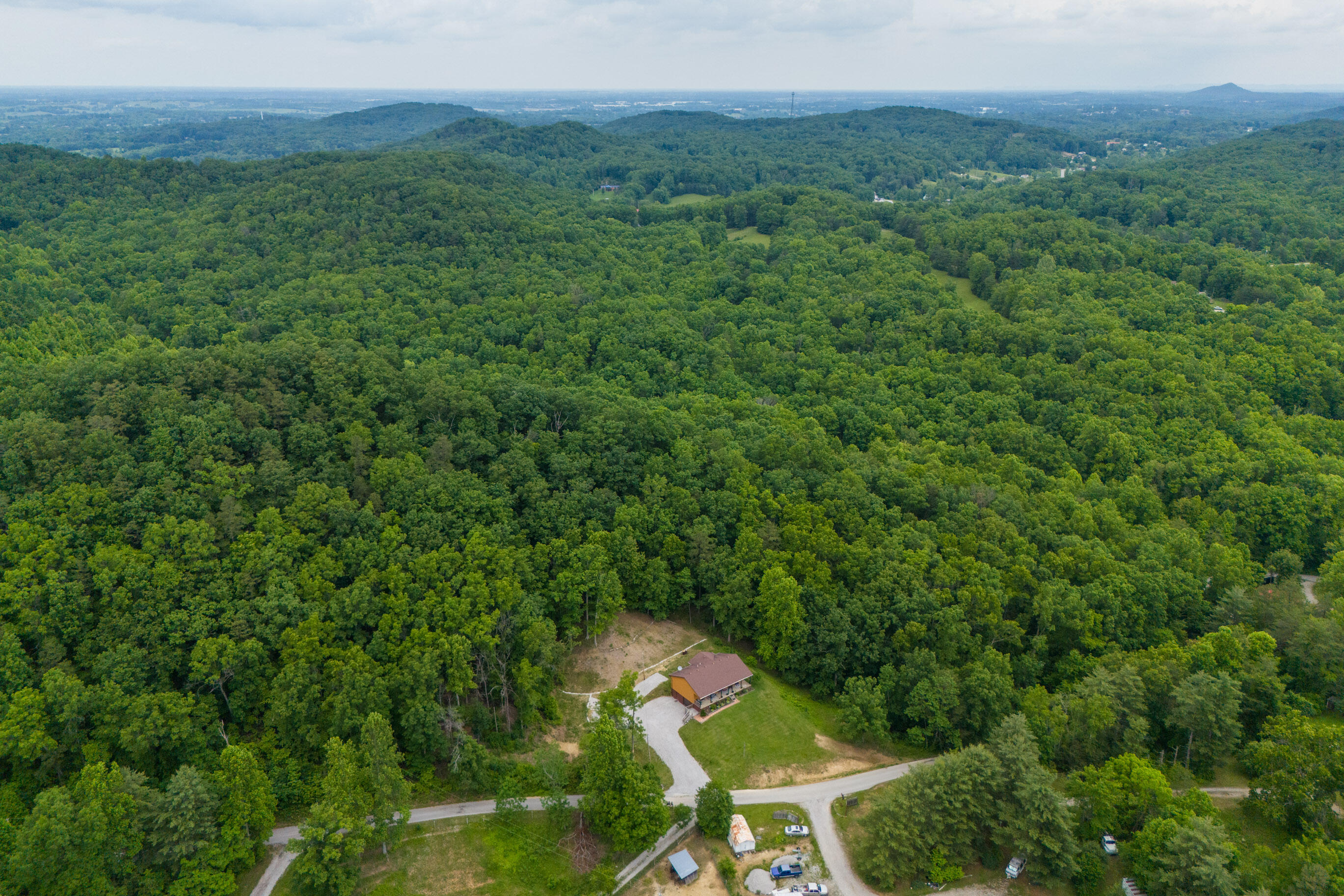 Berea, Kentucky 40403, United States, 3 Bedrooms Bedrooms, ,2 BathroomsBathrooms,Residential,Active,141091