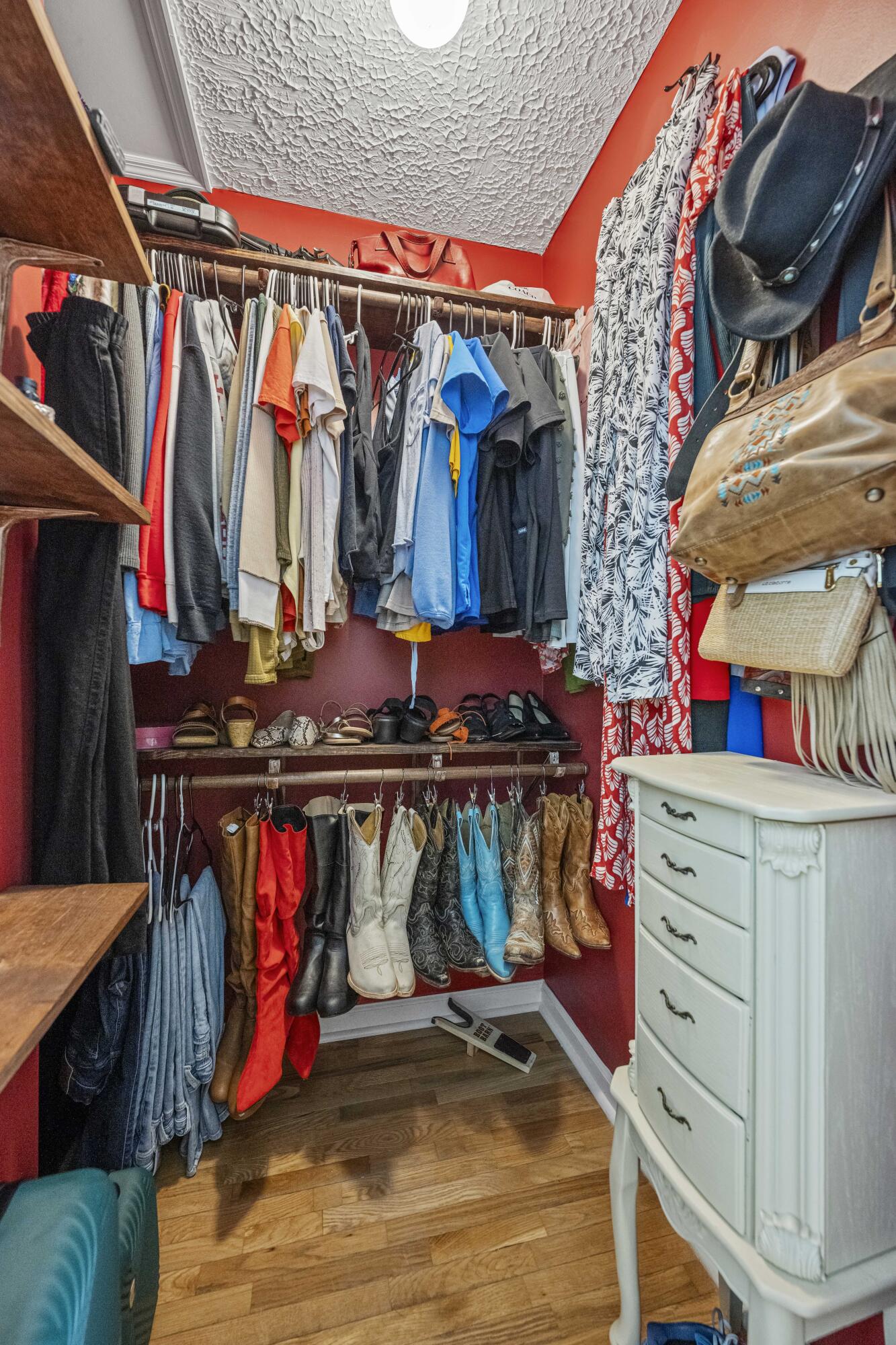 Berea, Kentucky 40403, United States, 3 Bedrooms Bedrooms, ,2 BathroomsBathrooms,Residential,Active,141091