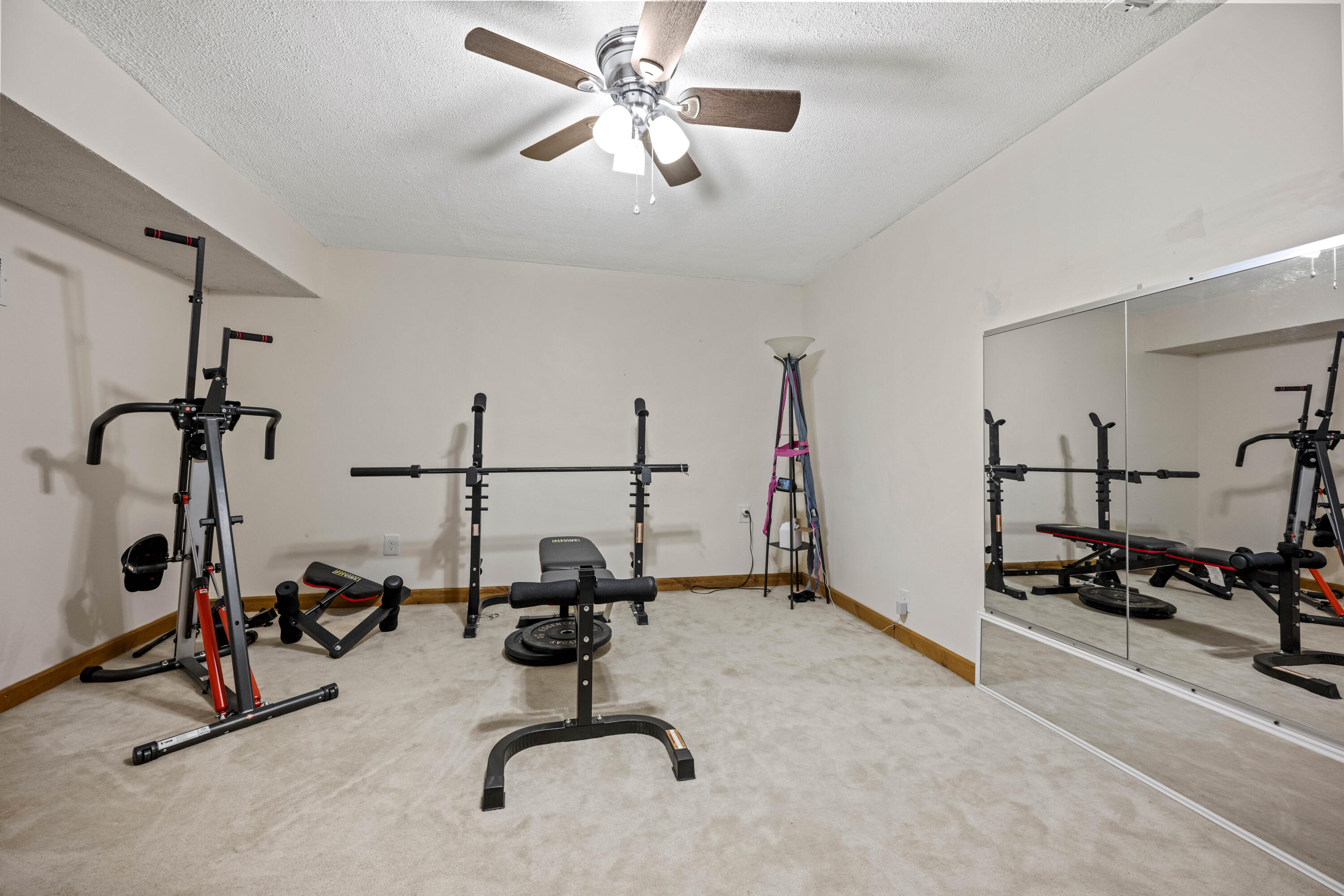 Berea, Kentucky 40403, United States, 3 Bedrooms Bedrooms, ,2 BathroomsBathrooms,Residential,Active,141091