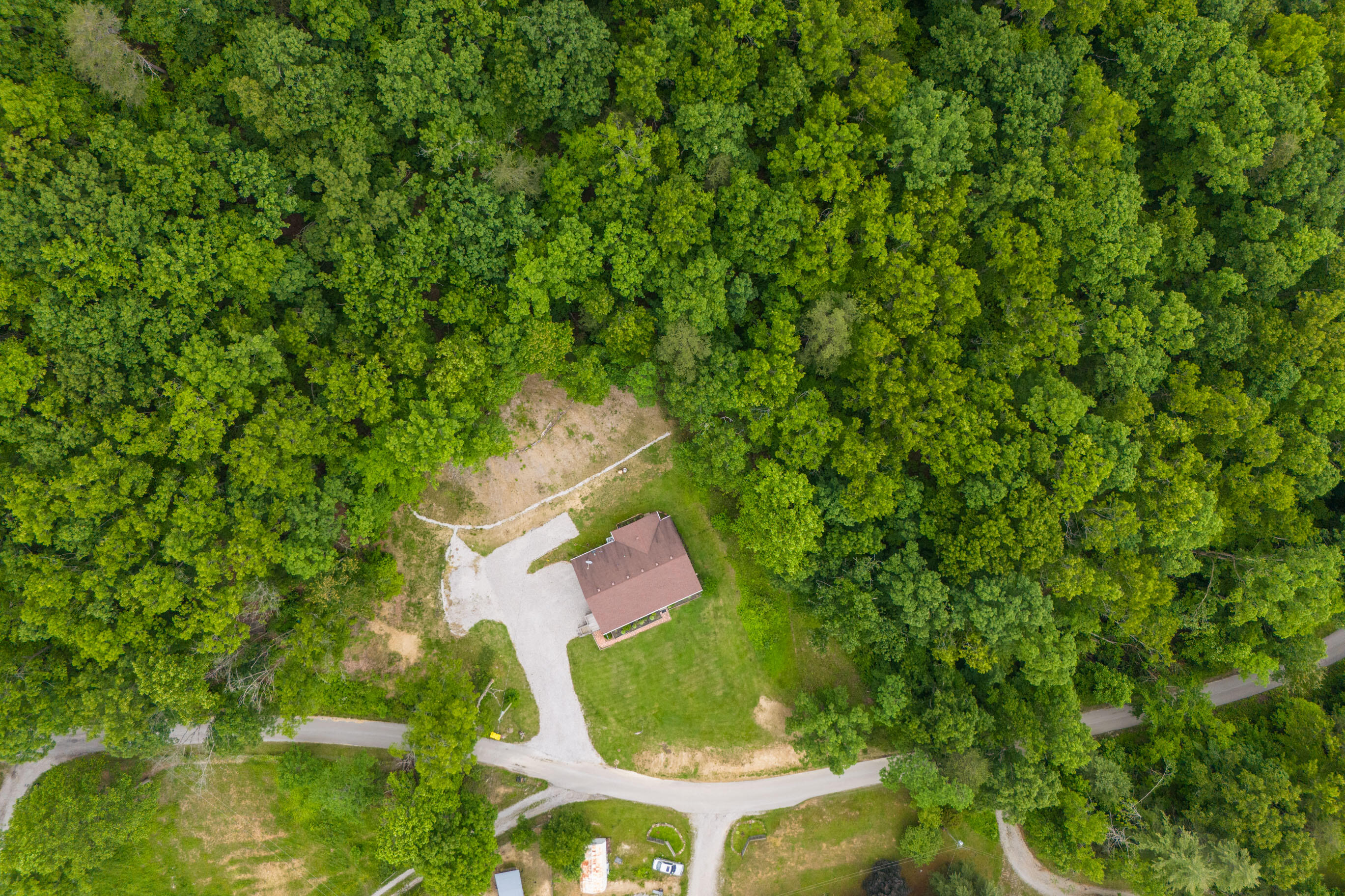 Berea, Kentucky 40403, United States, 3 Bedrooms Bedrooms, ,2 BathroomsBathrooms,Residential,Active,141091