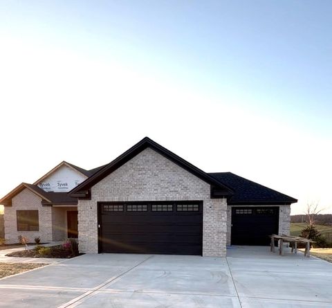 Property photo of 113 Dawn Court, Richmond, KY 40475