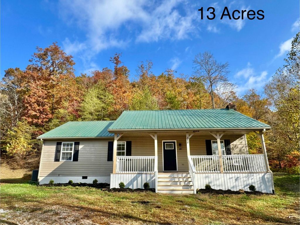 Photo of 384 Johnson Branch Road, Parksville, KY 40464 (MLS # 25505103)
