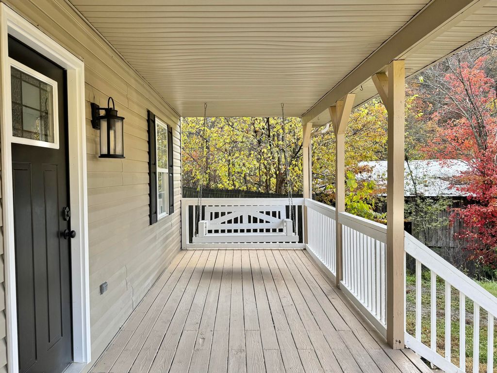 Photo of 384 Johnson Branch Road, Parksville, KY 40464 (MLS # 25505103)