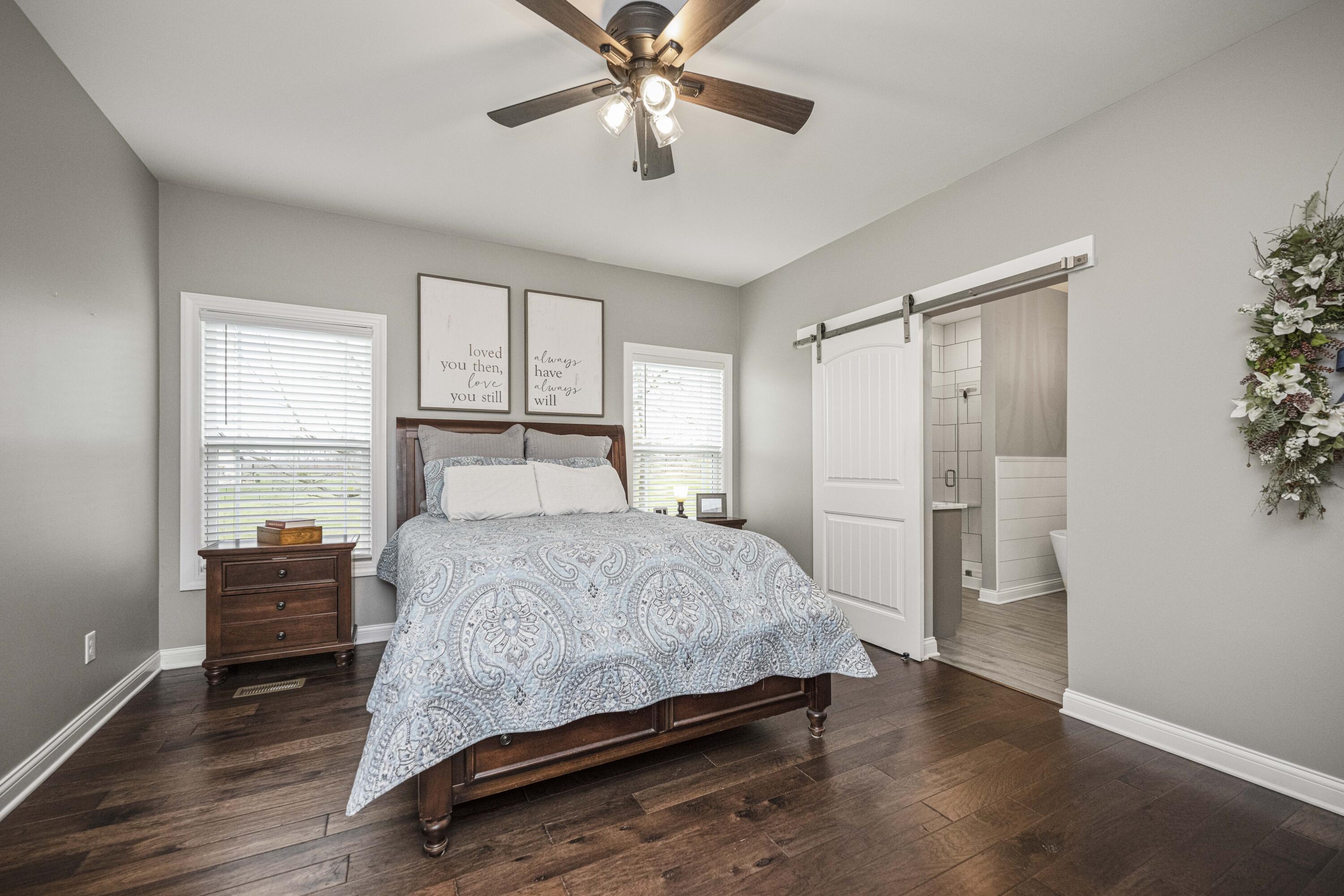 Richmond, Kentucky 40475, United States, 5 Bedrooms Bedrooms, ,3 BathroomsBathrooms,Residential,Active,31794