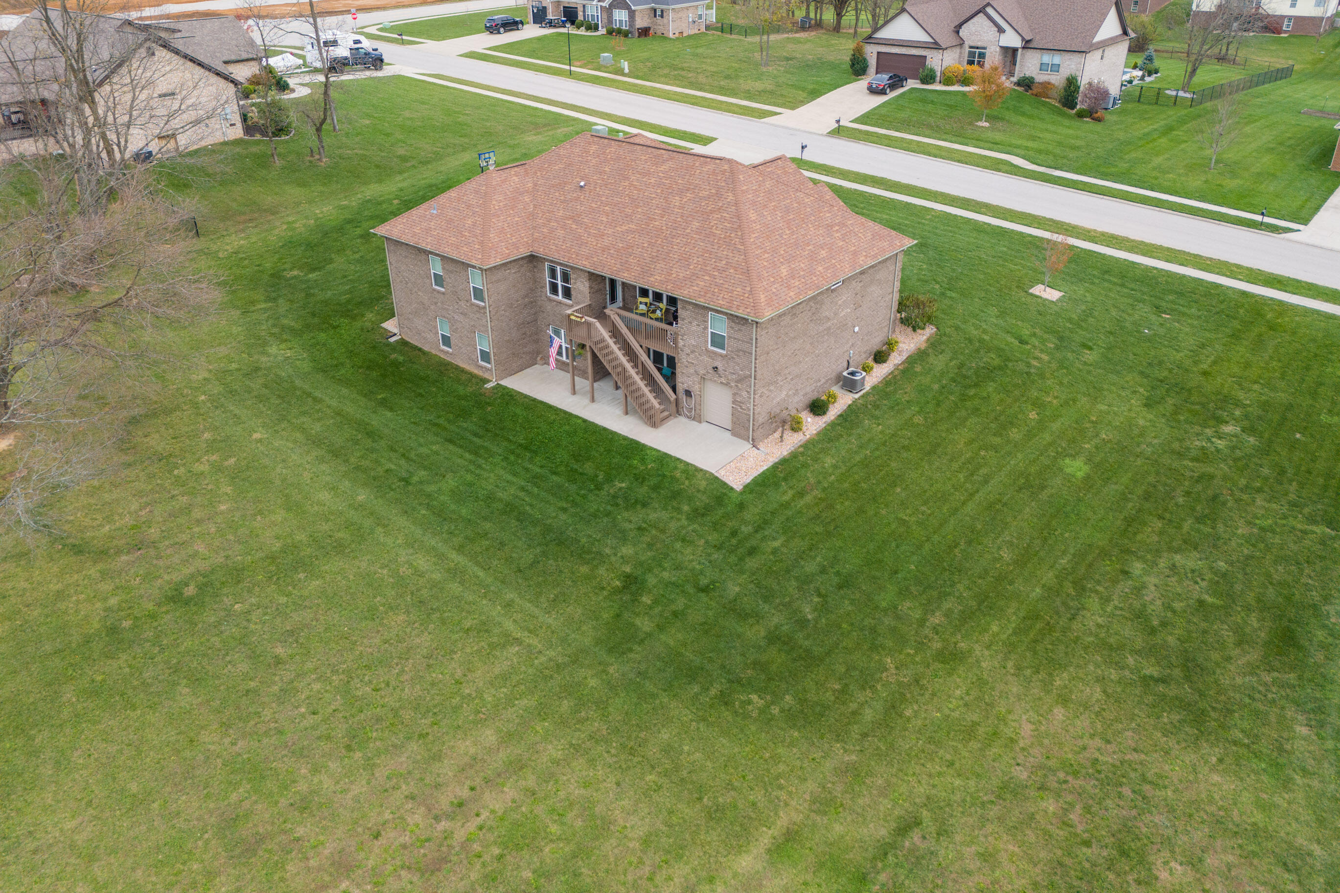 Richmond, Kentucky 40475, United States, 5 Bedrooms Bedrooms, ,3 BathroomsBathrooms,Residential,Active,31794