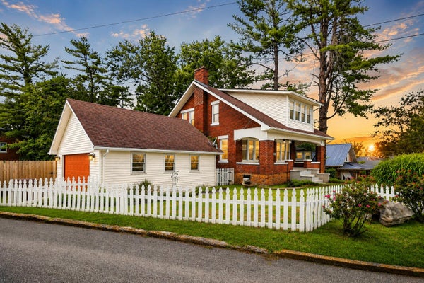 138 CRAWFORD AVE, SOMERSET, KY 42501 - Image 6ac7d4ccd6729df328b7dfd5b72d59b5/4227293004