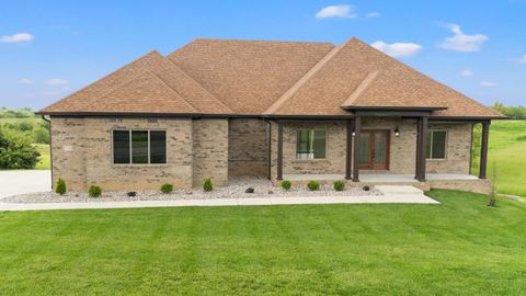 Photo of 534 Champion Way, Richmond, KY 40475 (MLS # 25009719)