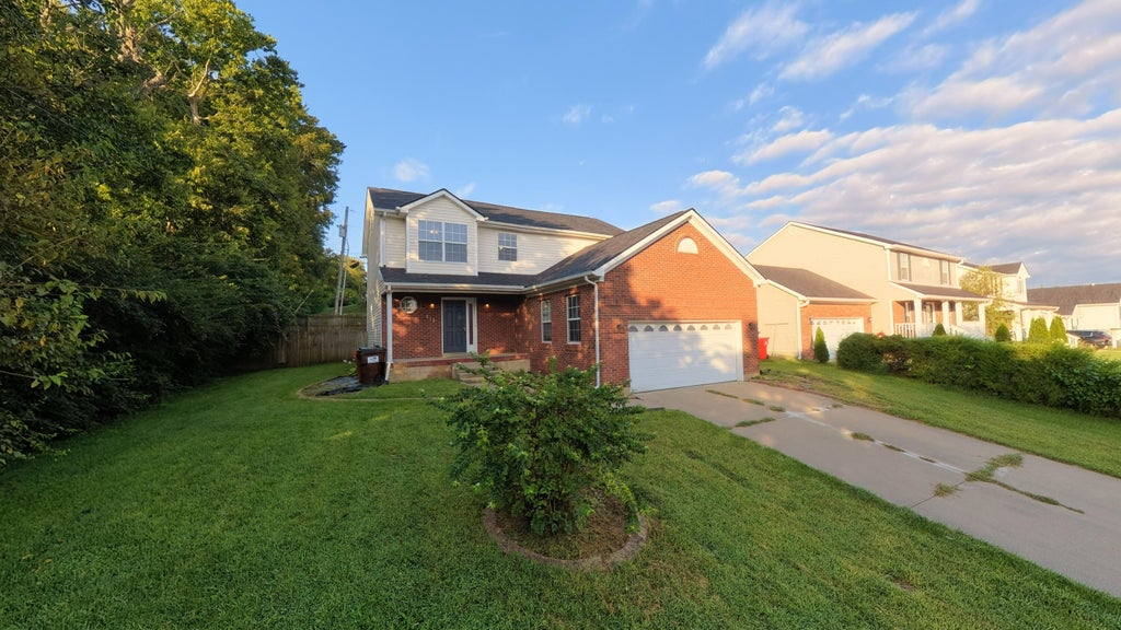 Photo of 512 Perry Drive, Nicholasville, KY 40356 (MLS # 26025628)
