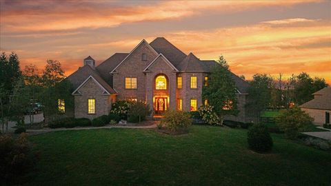 Photo of 210 Keene Manor Circle, Nicholasville, KY 40356 (MLS # 25503411)