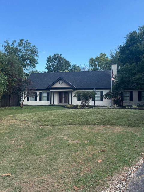 Photo of 3418 Woodstock Circle, Lexington, KY 40502 (MLS # 25502822)
