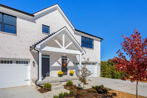 Photo of 1003 Lauderdale Drive, Nicholasville, KY 40356 (MLS # 25507581)